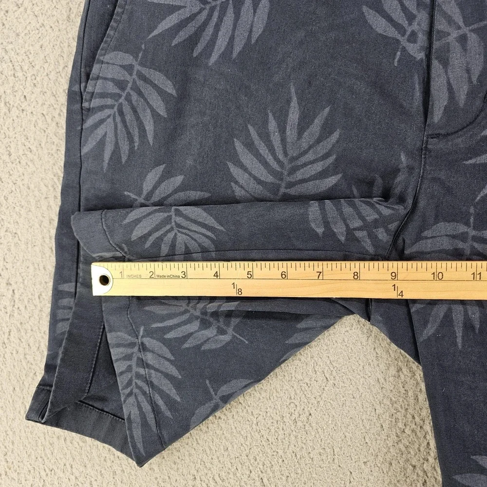 Vineyard Vines Shorts Mens 33 Blue Breaker Short Palm Leaf Print Cotton Stretch